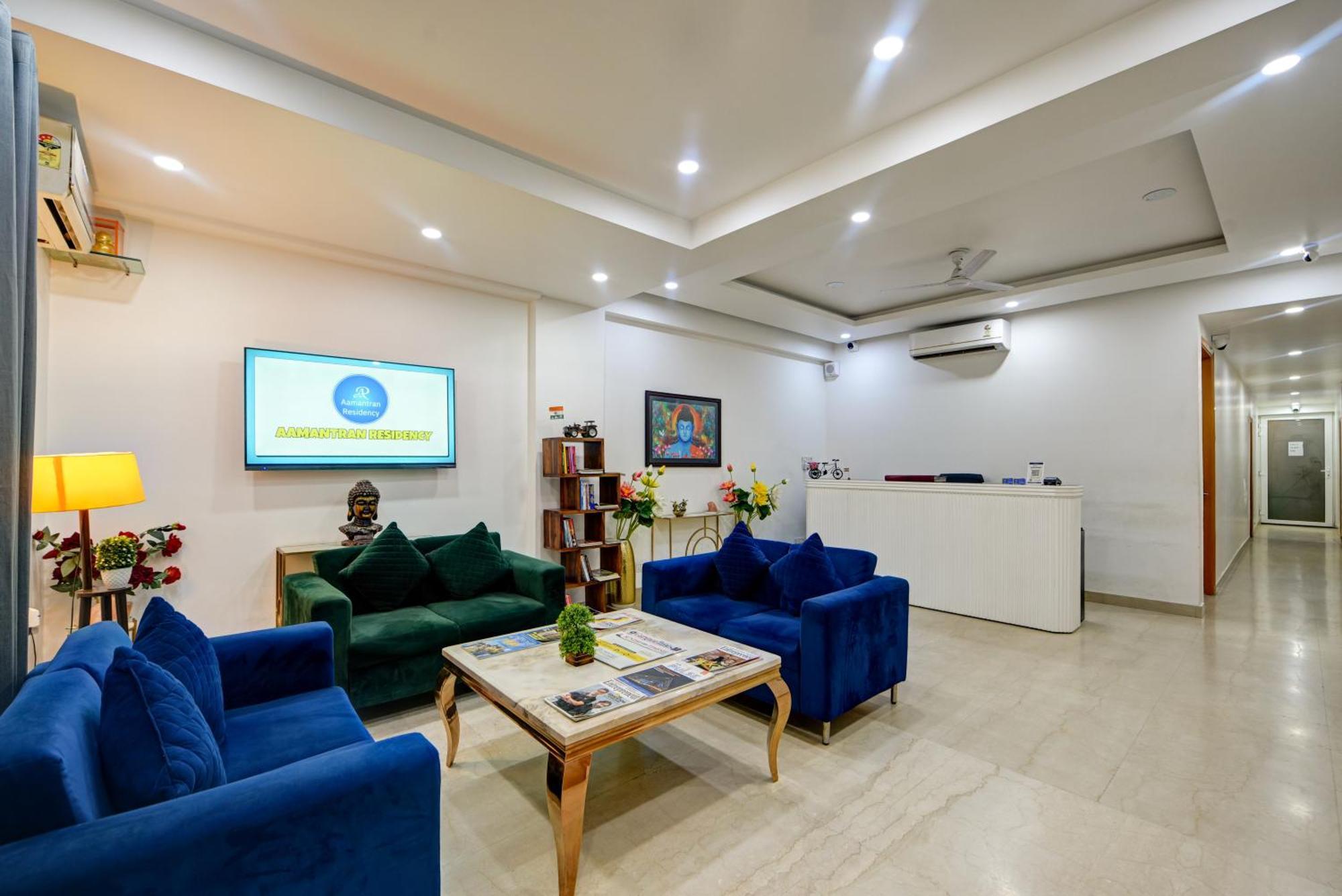 Aamantran Residency Hotel, Sohna Road, Sector 49, Gurugram Gurgaon Exterior photo