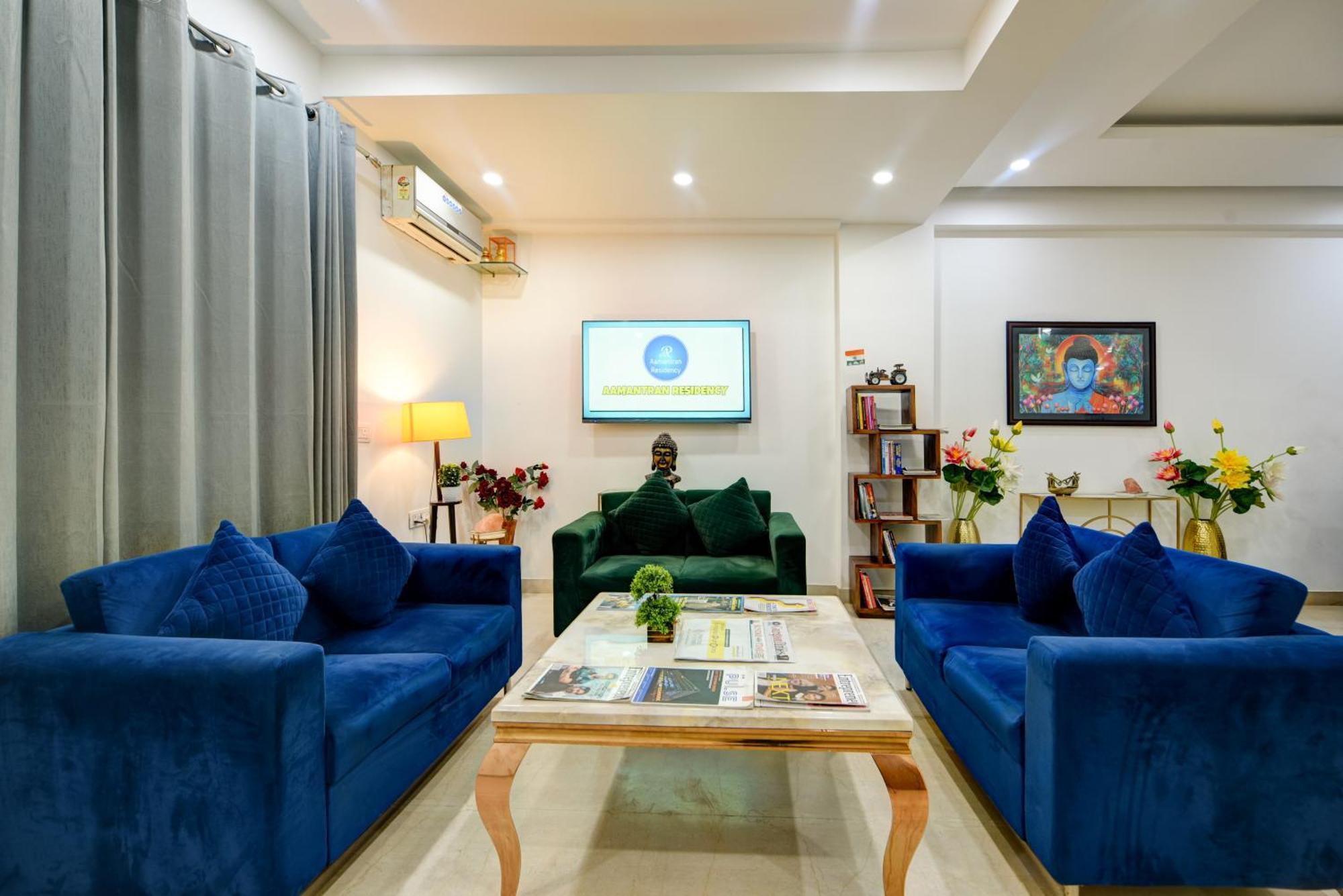 Aamantran Residency Hotel, Sohna Road, Sector 49, Gurugram Gurgaon Exterior photo