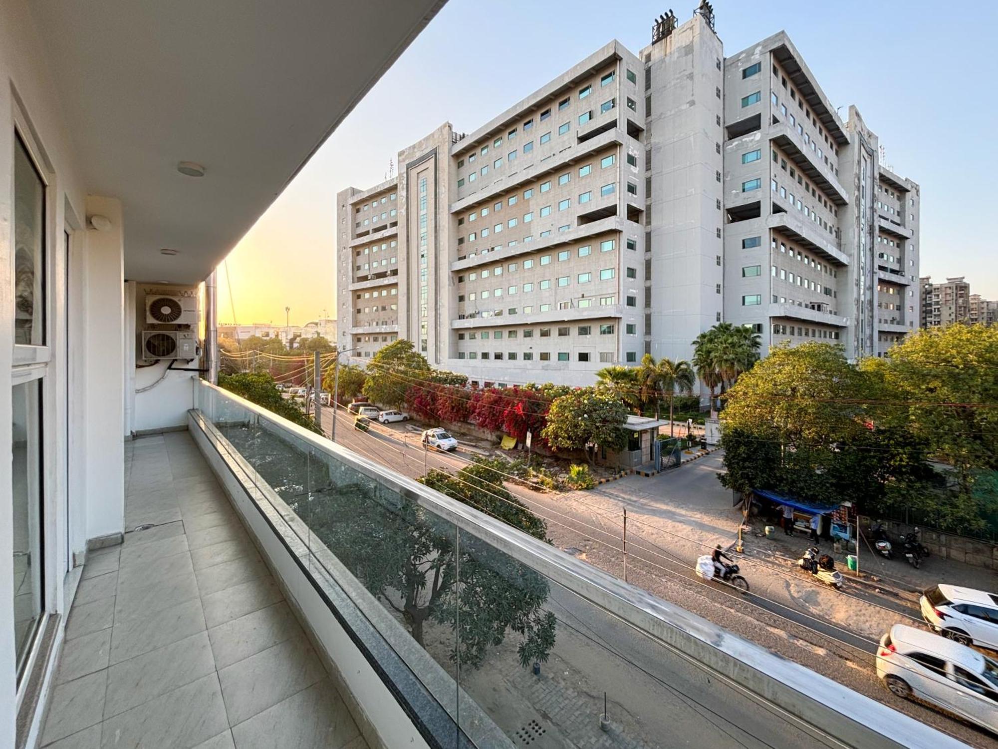 Aamantran Residency Hotel, Sohna Road, Sector 49, Gurugram Gurgaon Exterior photo